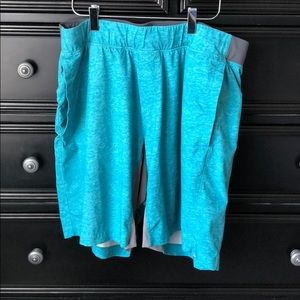 Lululemon T.H.E short *lined